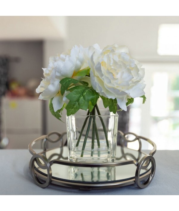 Peony flower arrangement and c...