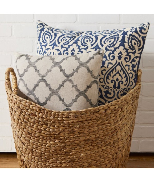 Coastal cottage style basket